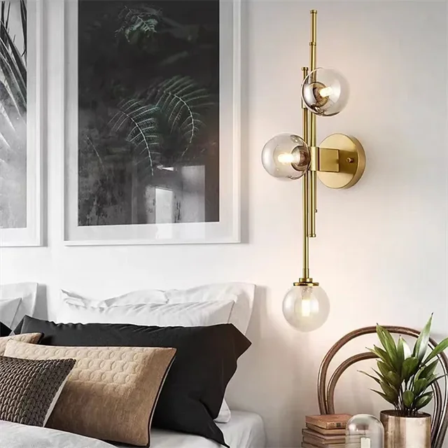 Applique murale vintage métallique avec abat-jour en verre│ SKURT