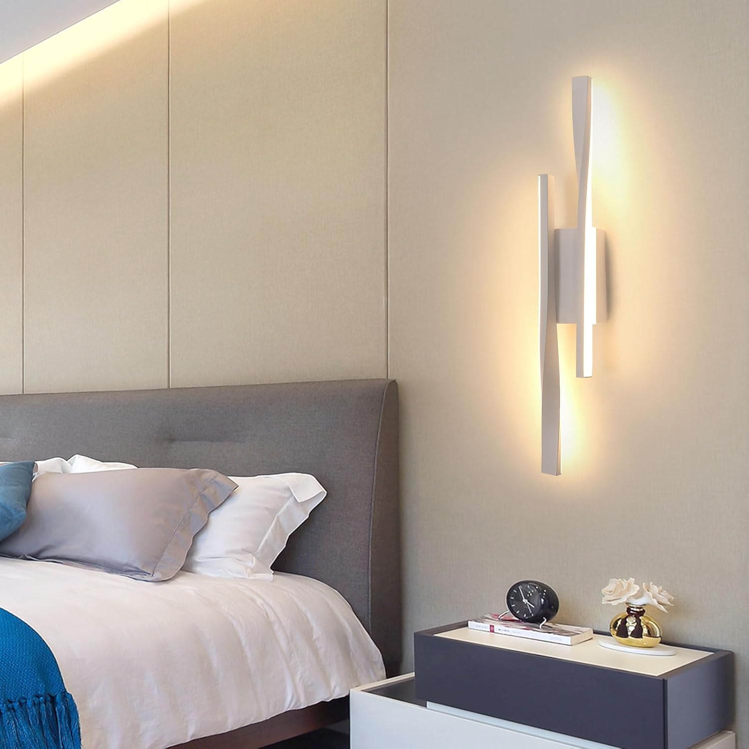 Applique murale LED en aluminium et acrylique │ FEOLI