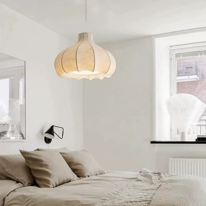 Suspension en soie TENIA