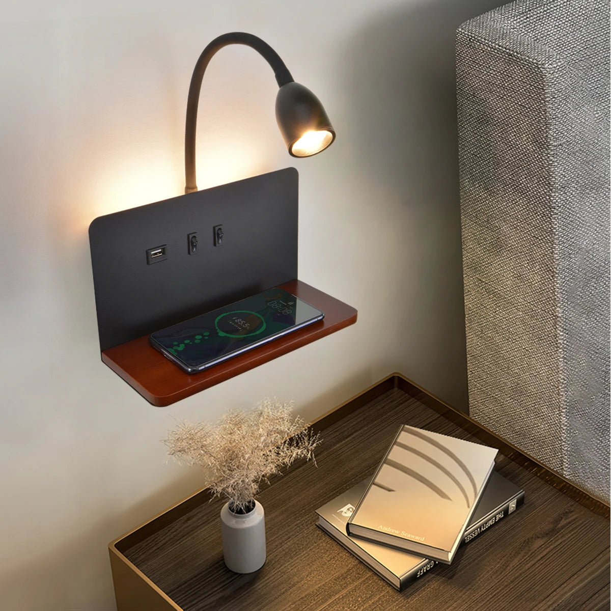 Applique murale LED avec double source lumineuse et chargeur induction │ IZNAT