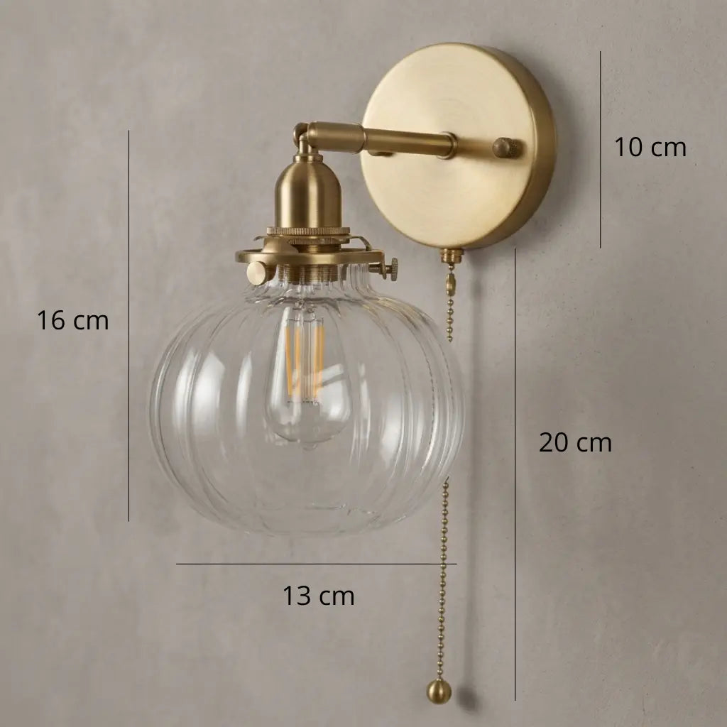 Applique murale vintage articulée dorée en verre et laiton avec interrupteur tirette │ ELIMA