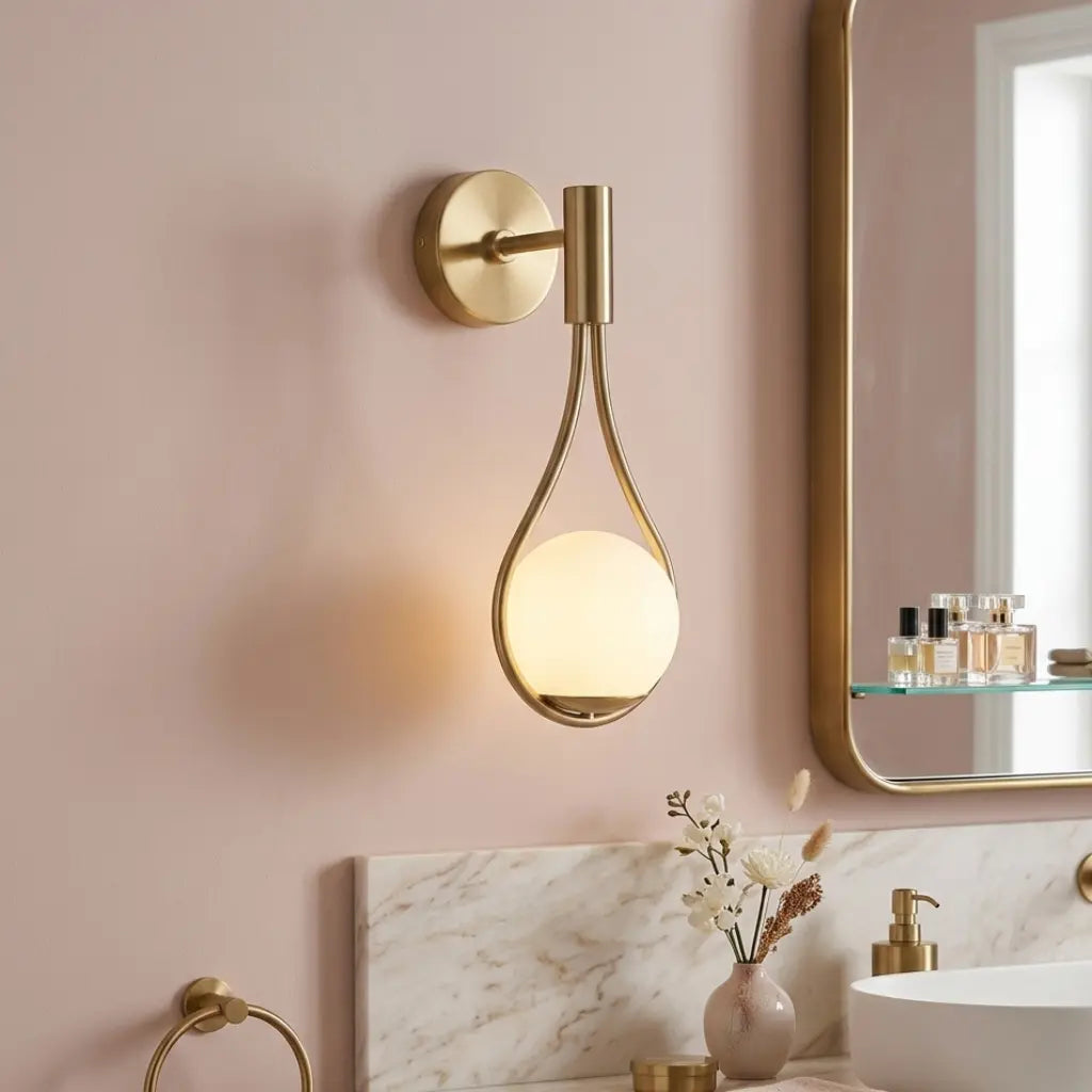 Applique murale dorée style contemporain et chic en verre │ EMMA