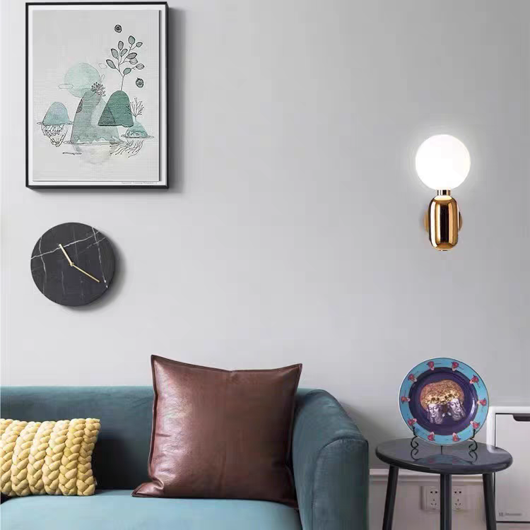 Applique murale LED moderne en métal et verre │ILOK