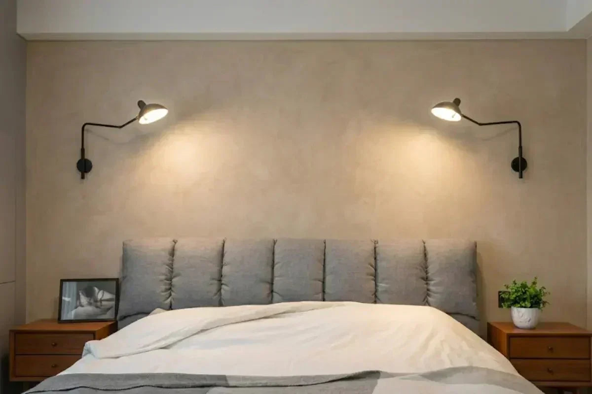 A quelle hauteur installer sa liseuse pour lire confortablement ? - Atelier Luisiano