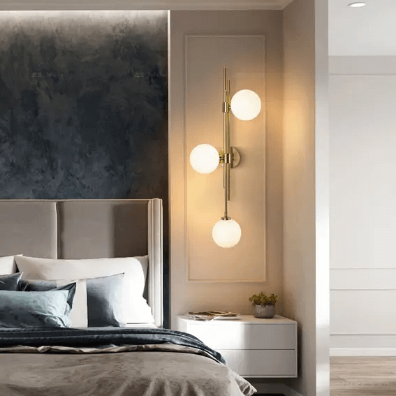 Applique murale vintage métallique avec abat-jour en verre│ SKURT