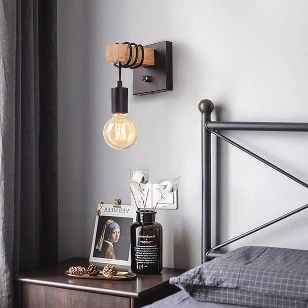 Applique murale vintage en métal et bois au design minimaliste│ ELEONA
